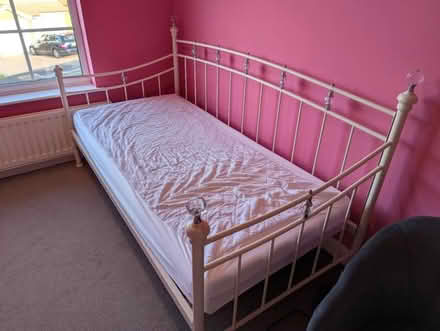 Photo of free Children's single bed (Kempshott RG22) #3