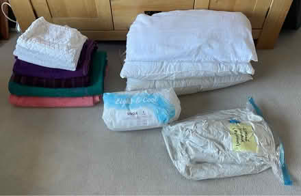 Photo of free Quantity of Towels & Bedding (Alvechurch) #1
