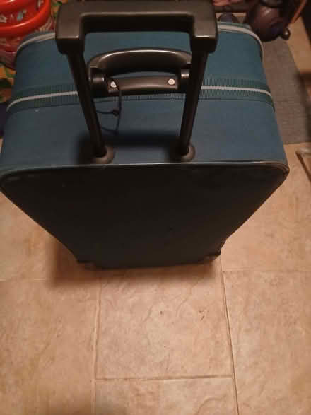 Photo of free Travel Suitcase (Morley DE21) #2