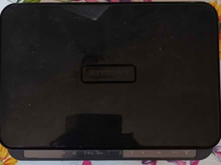 Photo of free NETGEAR ROUTER Model WNDR3700v4 (BN2 6TG) #2