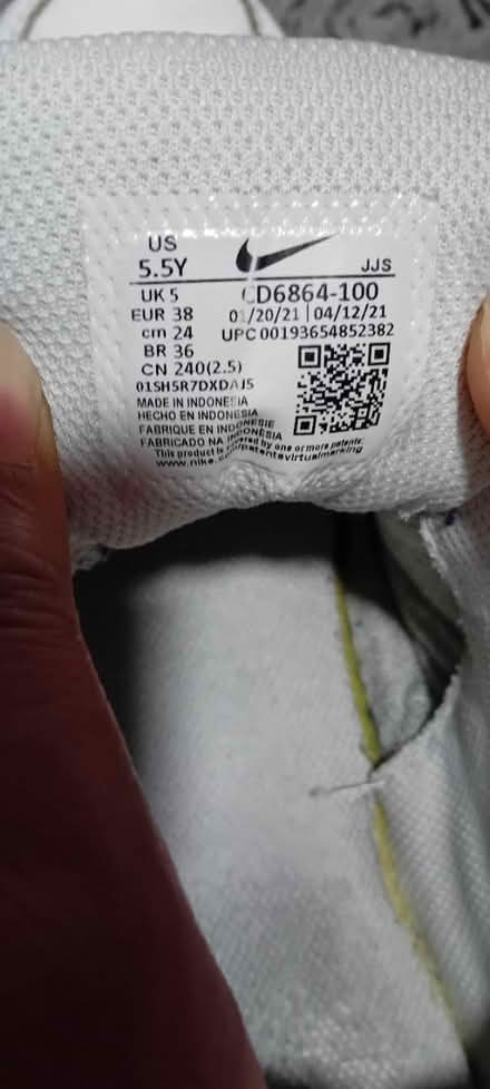 Photo of free Nike Air Max trainers (Hayes end) #1