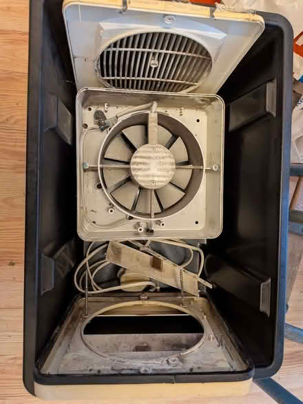 Photo of free Extractor Fan (Portsmouth PO2) #1