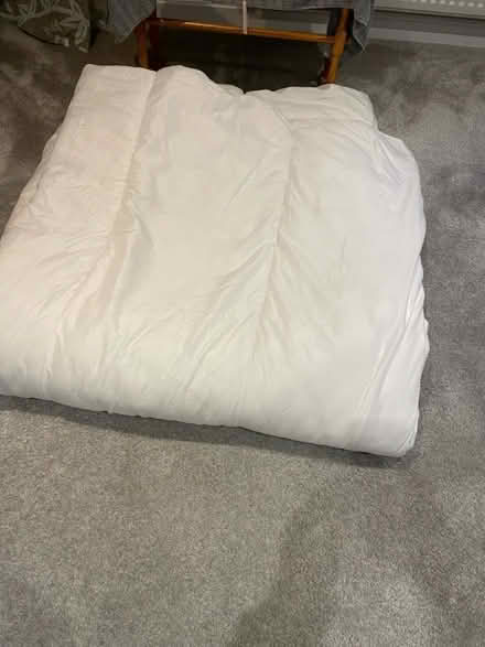 Photo of free king size quilt (Kenilworth CV8) #1