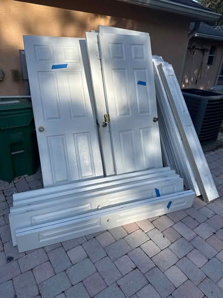Photo of free bifold and standard doors (Midway) #1