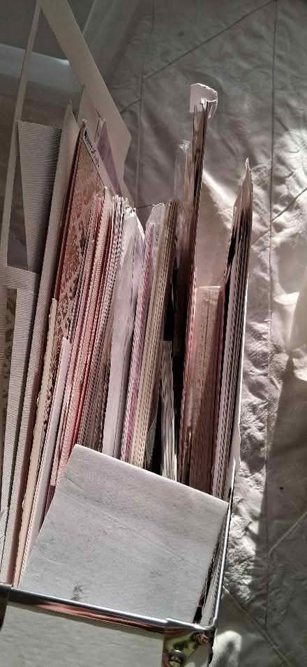 Photo of free Assorted Papercraft Items (TN23) #2