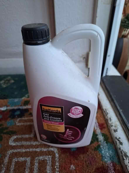 Photo of free Anti freeze and coolant (Worcester Park KT4) #1