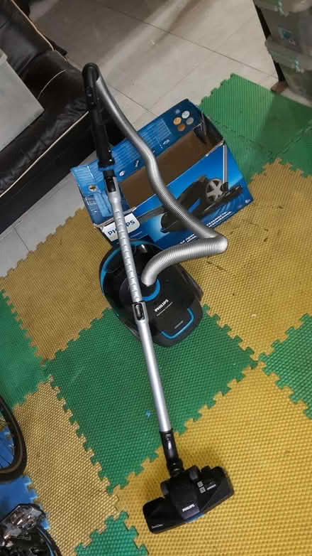 Photo of free Philips Vacuum Cleaner (Queenstown, near MRT) #2