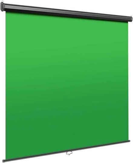 Photo of free 5' x 6' retractable green screen (La Costa) #1