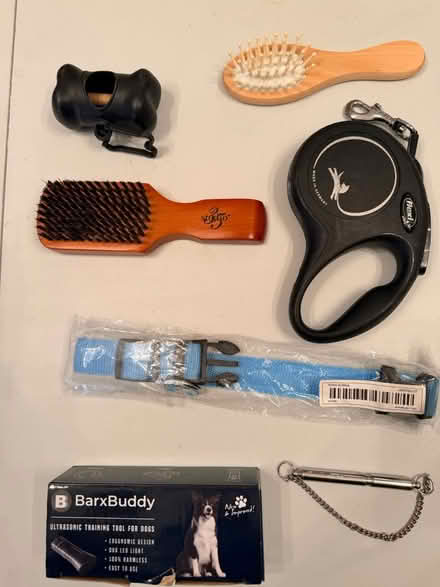 Photo of free Dog leash, collar, brushes and more (Upper West side. West 83.) #1