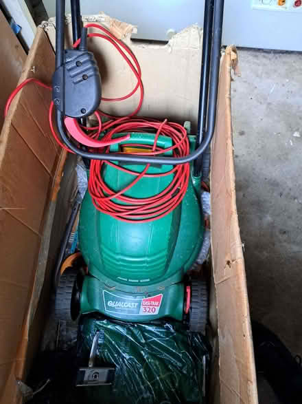Photo of free Lawnmower (Kingswinford DY6) #1