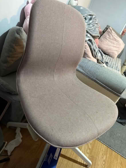 Photo of free Pink office chair (SW16) #1