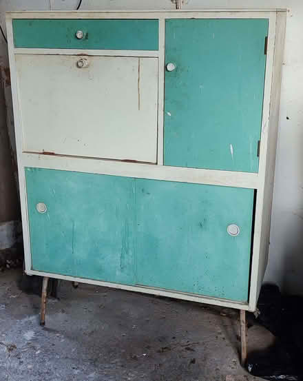 Photo of free Vintage 1960s kitchen unit (Longden Common SY5) #3
