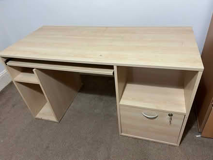 Photo of free Desk (OX17 3NY aynho) #1