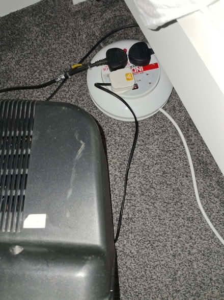 Photo of free CRT tv no remote (Malin Bridge S6) #2