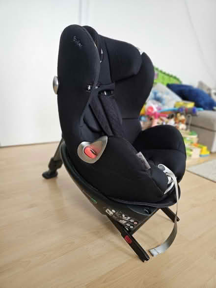 Photo of free Cybex Sirona Q i-size car seat (SW19 Wimbledon) #2