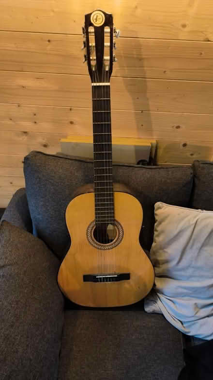 Photo of free Guitar (East Morton BD20) #1
