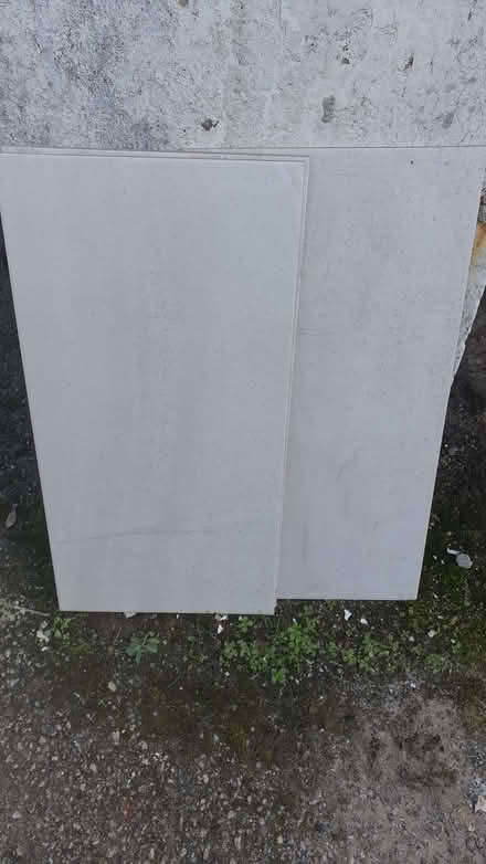 Photo of free Very nice spanish tiles, light grey with subtle veining (Truro TR1) #2