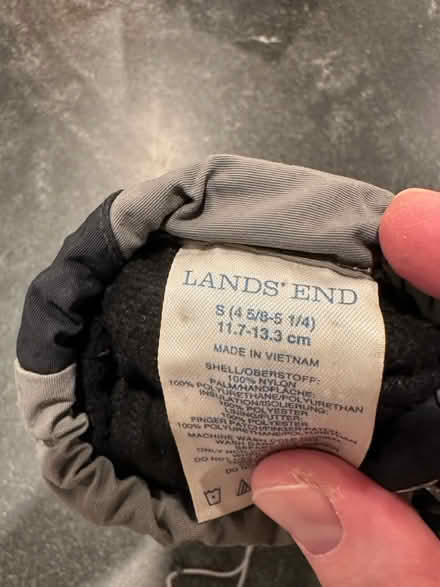 Photo of free Lands End mittens - size small (Winchester MA) #3