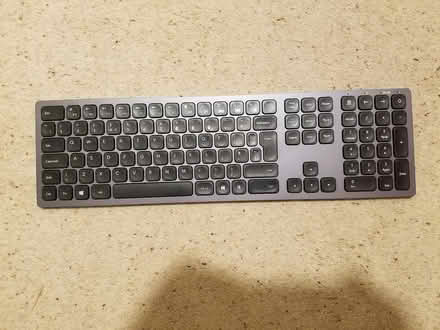 Photo of free Jelly Comb Keyboard as new (Emsworth PO10) #1