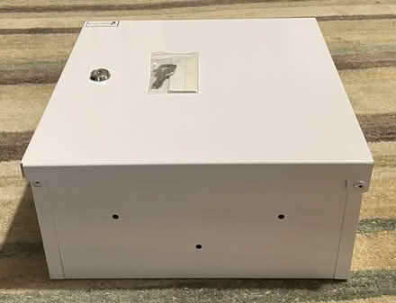 Photo of free White lockable cabinet - no shelves (Hemel Hempstead, HP1) #1