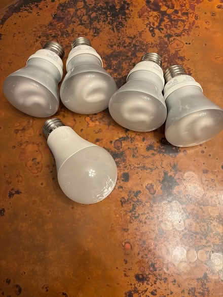 Photo of free Working Lightbulbs (Andersonville) #3