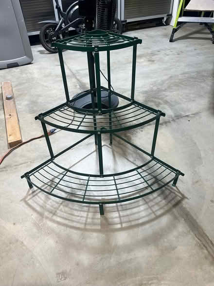Photo of free Plant stand (Pacific) #3