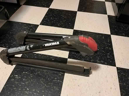 Photo of free Yakima ski rack & mounting hardware (Reading, MA near high school) #3