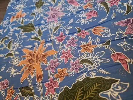 Photo of free Malasian handmade batik fabric (Whitchurch) #4