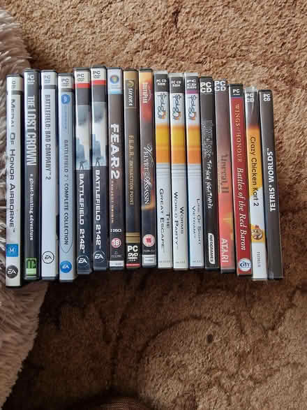Photo of free Computer CD & DVD Games (CT14) #1