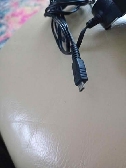 Photo of free Old blackberry phone charger. (Temple Cowley OX4) #2