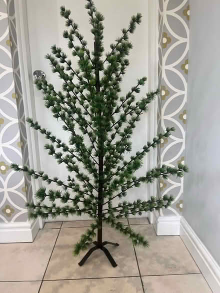 Photo of free Vintage Christmas Tree (Thurnby Leicester LE7) #1