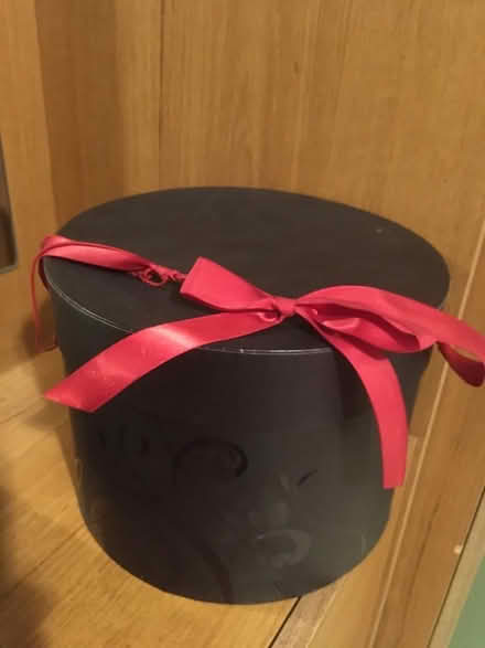 Photo of free Small hat box (Cromford DE4) #1