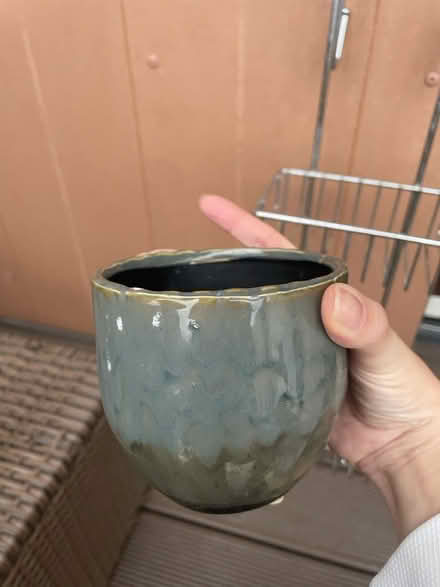 Photo of free Plant pot (Dalston sq E8) #1