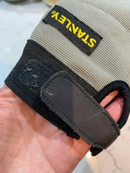 Photo of free Stanley builders gloves (City Centre NR3) #4
