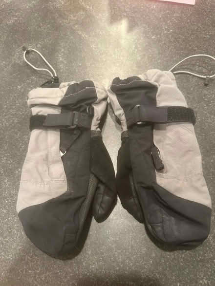 Photo of free Lands End mittens - size small (Winchester MA) #1