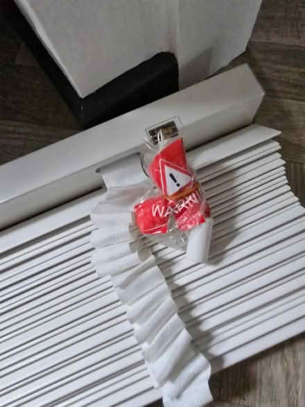 Photo of free White venetian blind (Westbury BA13 3UG) #3