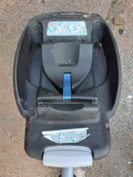 Photo of free Maxi cosi easyfix (Heswall) #2