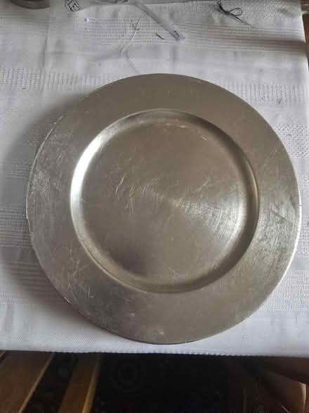 Photo of free 6 charger plates (Chapeltown S35) #1