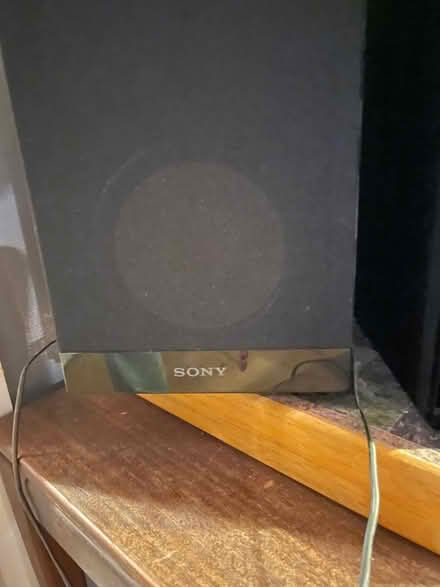 Photo of free Sony HiFi system and L-R speakers (Bicester East OX26) #3