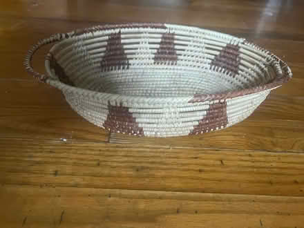 Photo of free Basket with handles (Kingsbridge, The Bronx) #1