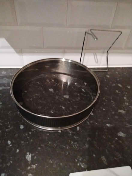 Photo of free Halogen Oven extension ring (Norbury SW16) #1