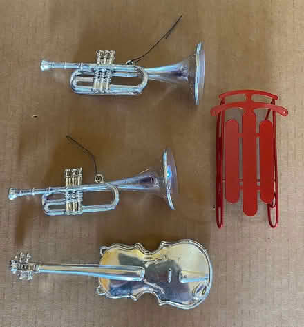 Photo of free Christmas decorations (Perrysburg) #3