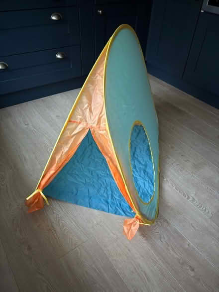 Photo of free Children’s tent (Broomgrove TN34) #1