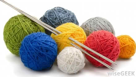 Photo of Knitting needles and yarn (Mississauga Hurontario/Burnham) #1