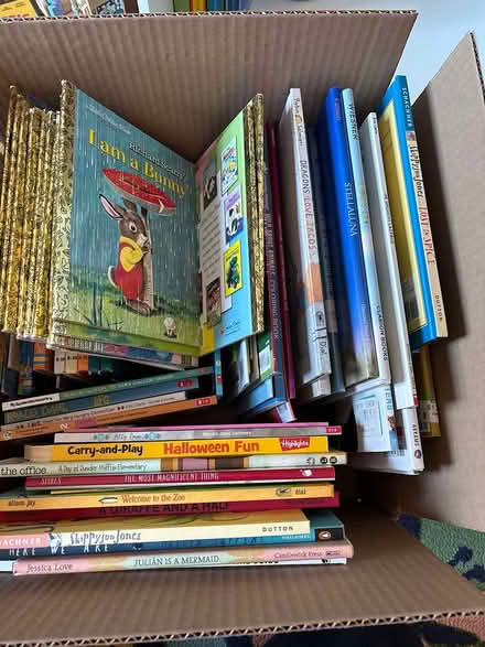 Photo of free Kids Books (Midtown) #2