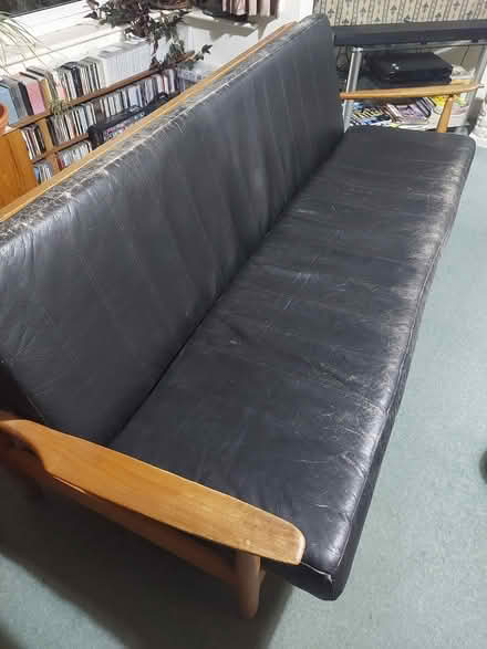 Photo of free Bed settee (Exeter (North)) #1