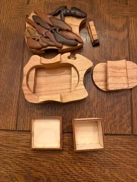 Photo of free Two decorative boxes (Metuchen NJ) #2