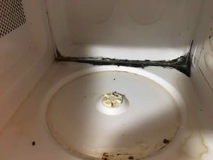 Photo of free White Working Microwave (Liverpool L6) #3