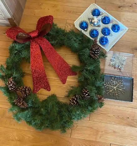 Photo of free Christmas decorations (Perrysburg) #1