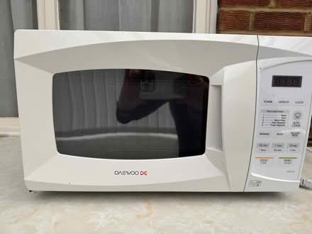 Photo of free Daewoo 700w Microwave (West Horsham) #1